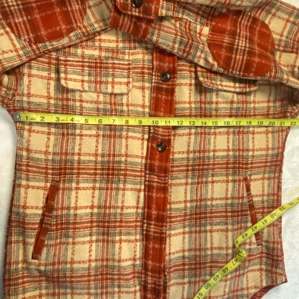 Gilded Intent Flannel Hooded Shacket Sz Small Women’s Pockets Zipper and Button